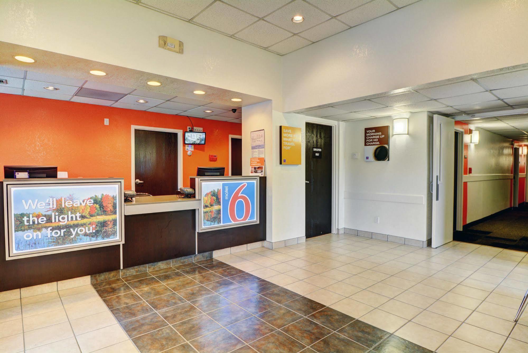 Motel 6-Seekonk, Ma - Providence East Exterior photo